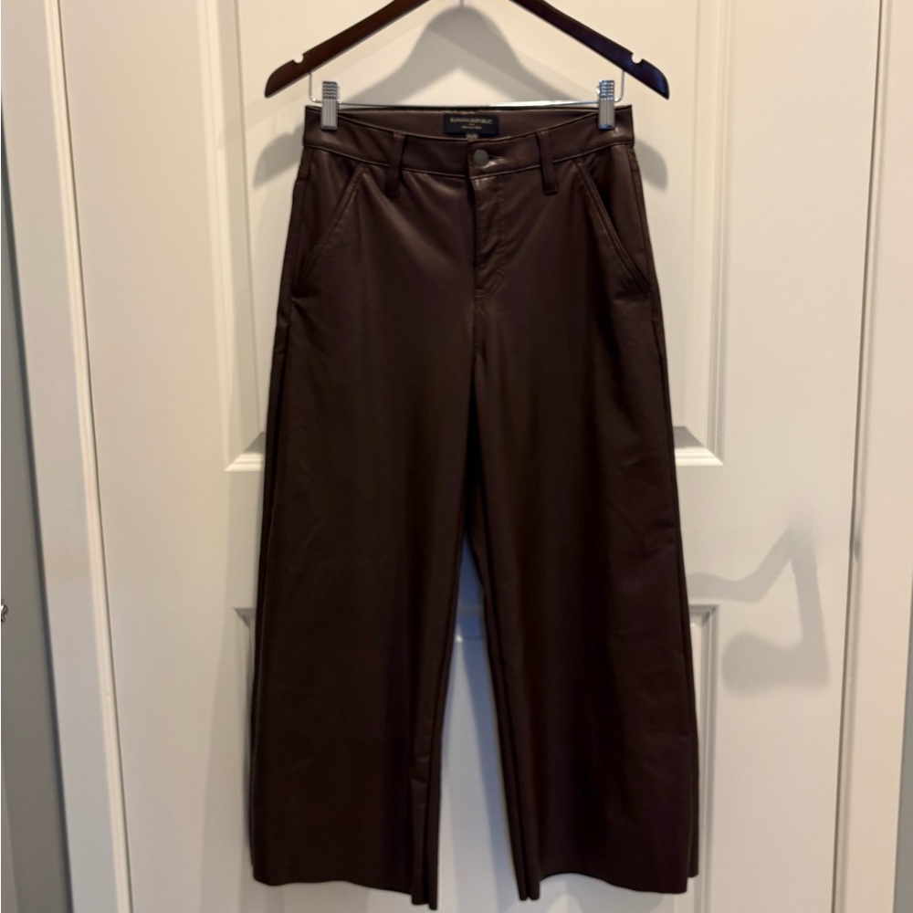 Banana Republic Women’s Dark Brown Faux Leather Cropped Pants